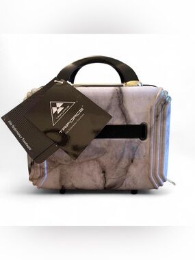 Triforce Avignon Collection Marble Beauty Case